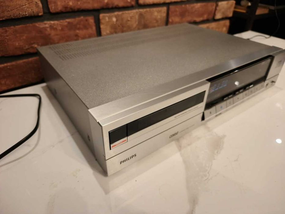 PHILIPS CD-650 Legendarny odtwarzacz Cd ! uszkodzony