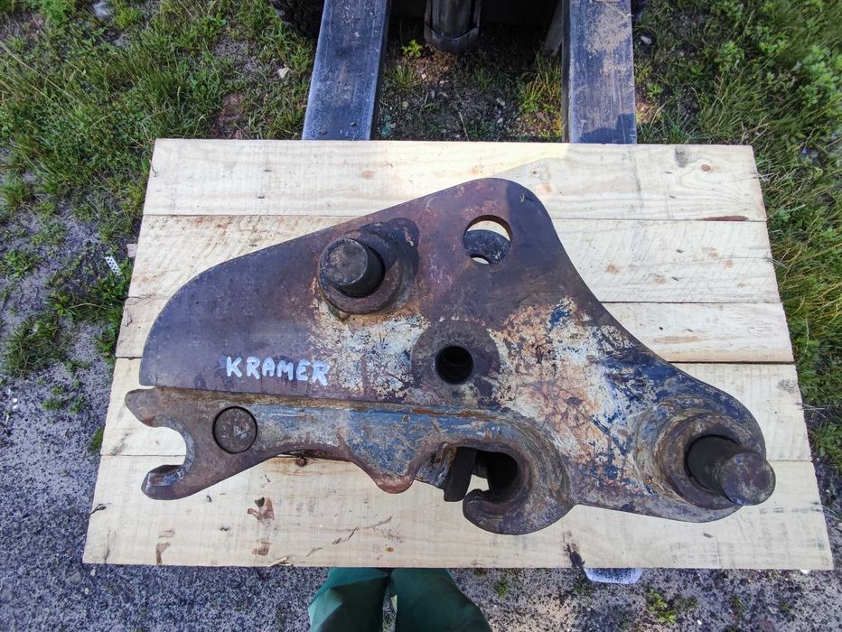 Koparko -ładowarka JCB CX - Szybkozłacze mechaniczne