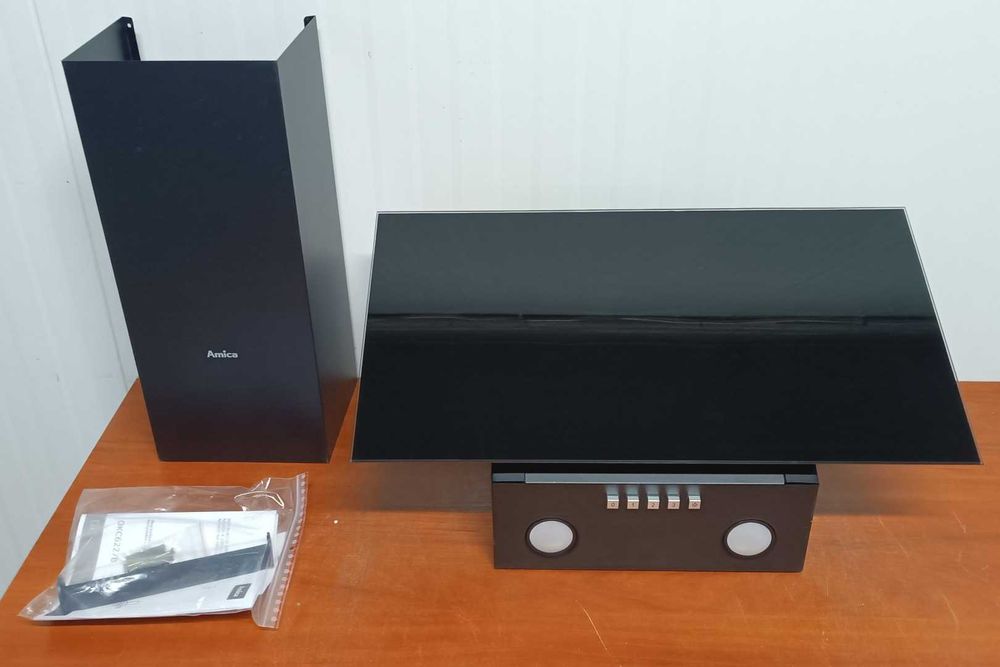 Okap kominowy Amica OKC6227B Czarny szer. 60 cm LED 63dB Klasa C 09.04/03o