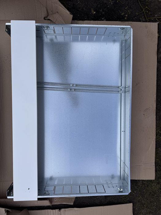 Szkrzynki podtynkowe pod rozdzielacze podłogówki