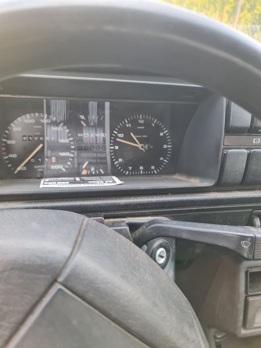 Golf ll 90r 1,6 benzyna