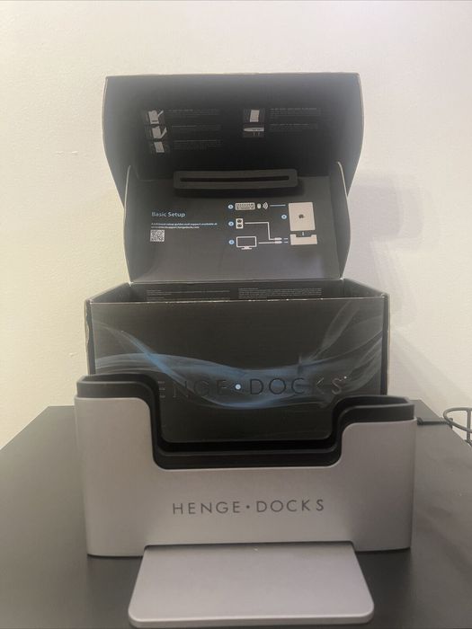 Estação de ancoragem vertical Henge Docks para o MacBook Pro