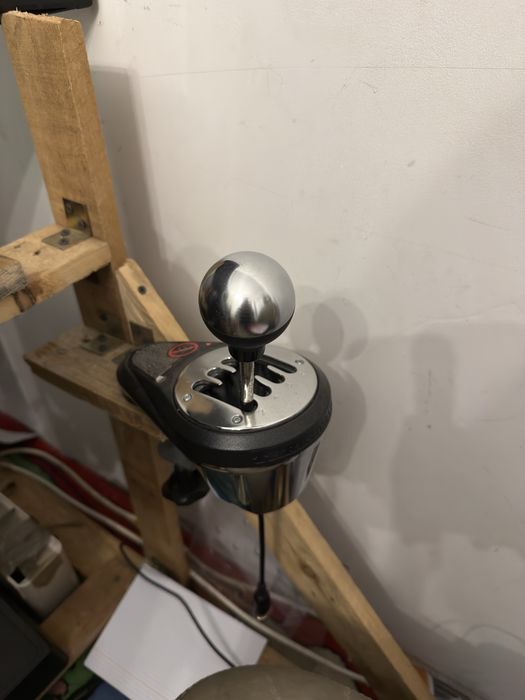 Kierownica Thrustamster T300 RS GT + Shifter TH8A