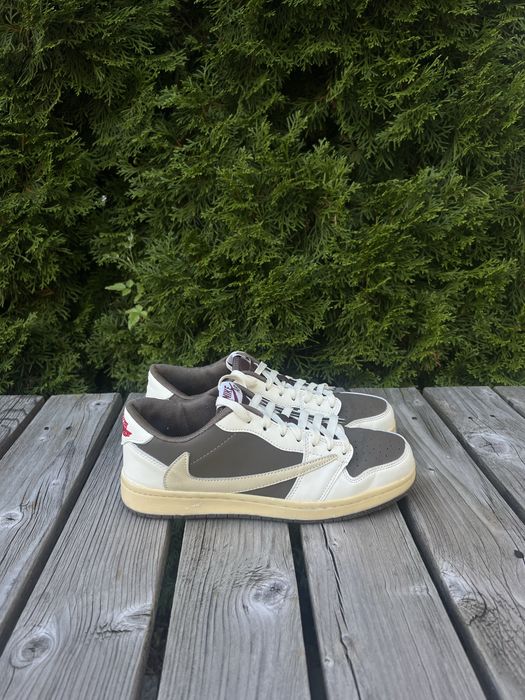 Nike & Traviss Scott. Travis Scott x Air Jordan 1 Low OG "Reverse Mocha"