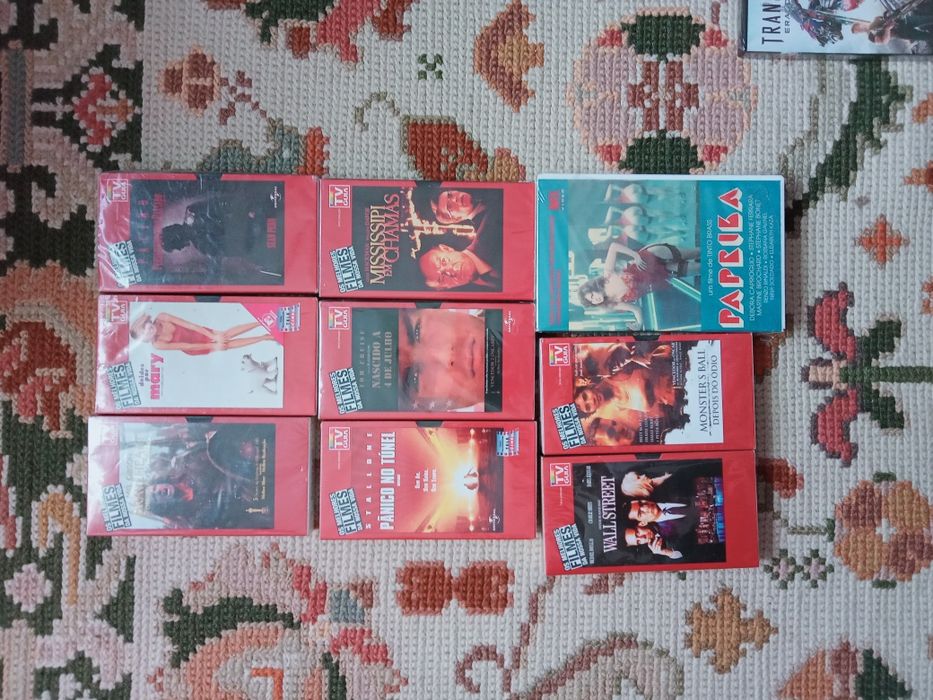 DVDs e Vhs diversos