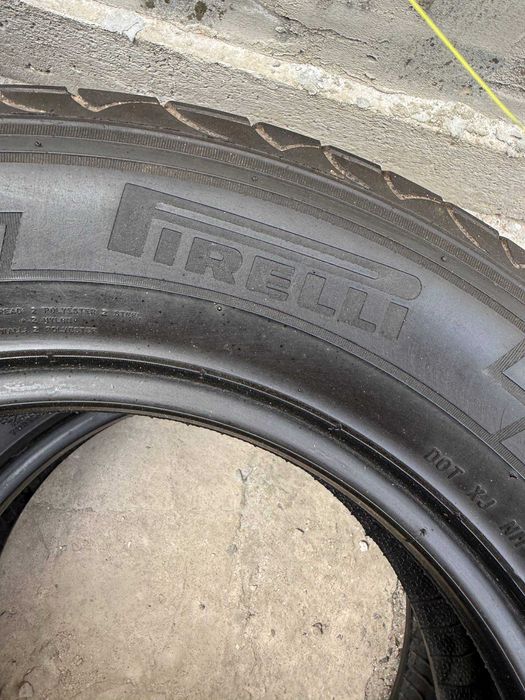 Шини Б/У 215/65 R16C Pirelli