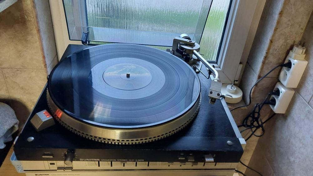 Gramofon Unitra G8010