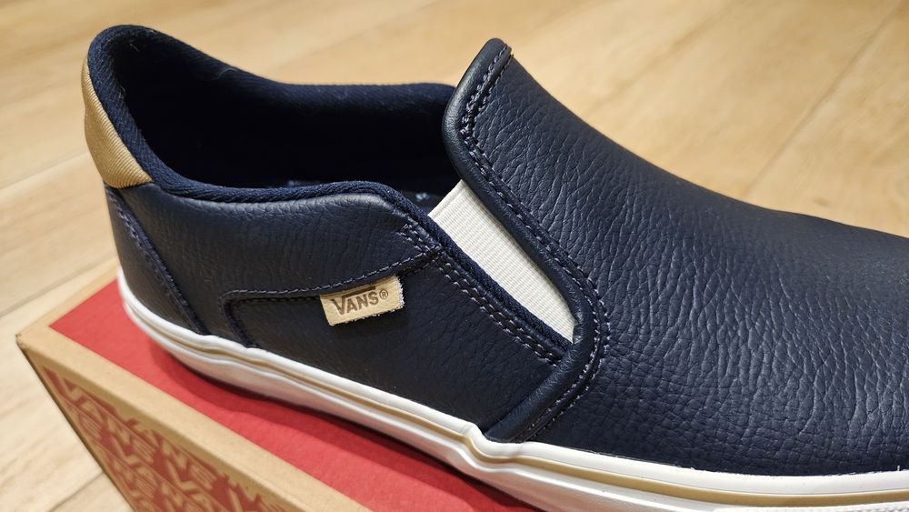 Vans Asher Deluxe slip on 42