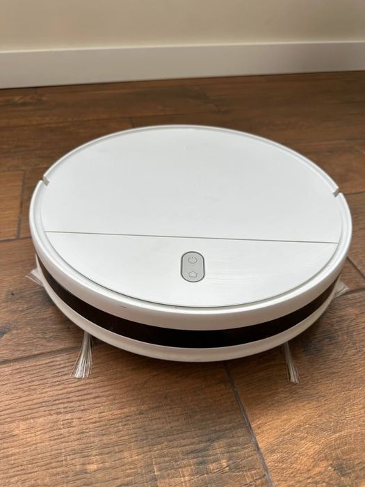 Робот-пилосос Xiaomi Mi Robot Vacuum-Mop Essential (Миючий)