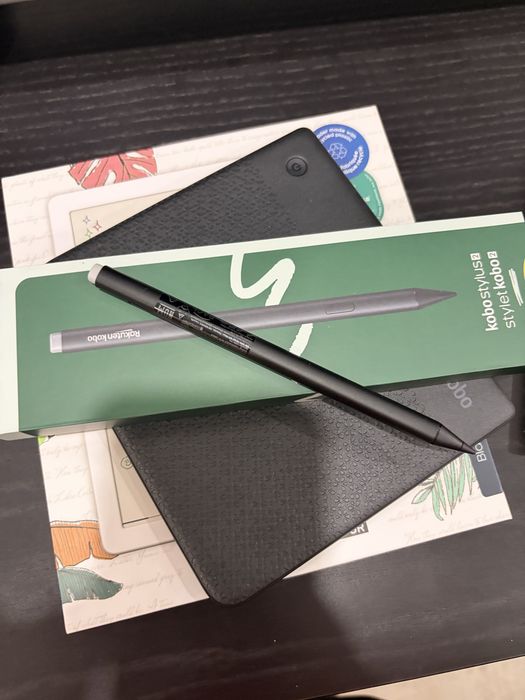 Kobo color preto com stylus e capa original