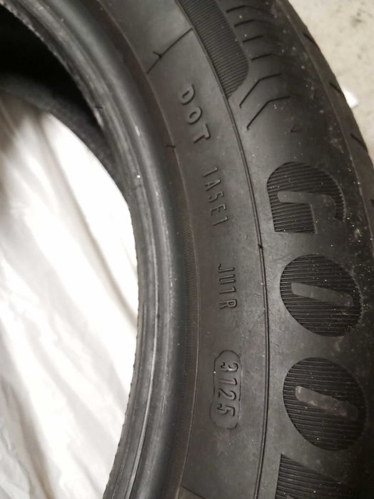 Goodyear EfficientGrip Performance 205/55 R17 91V – jak nowe, DOT 2025