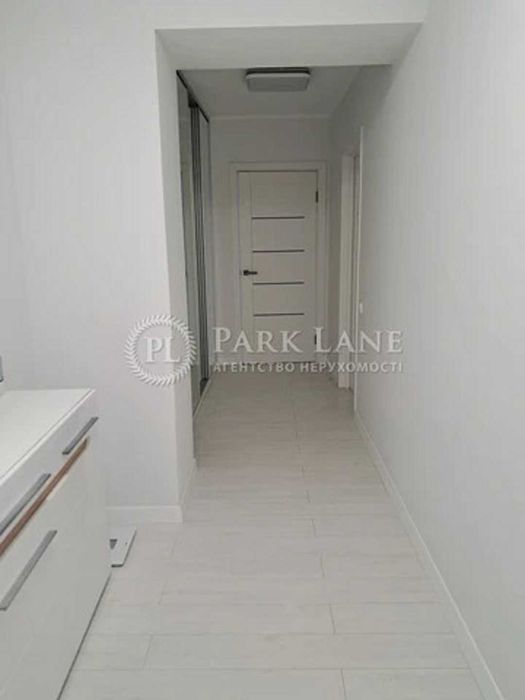 1 кімнатна пр.Бажана 24/1