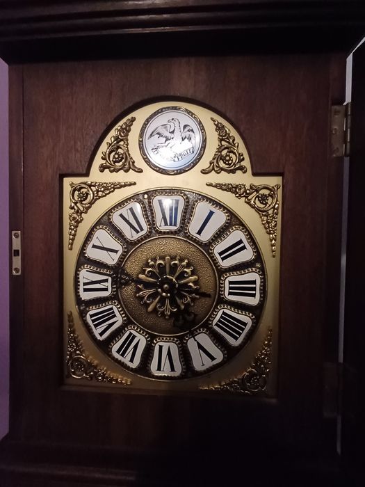 Relógio pé alto - tempus fugit