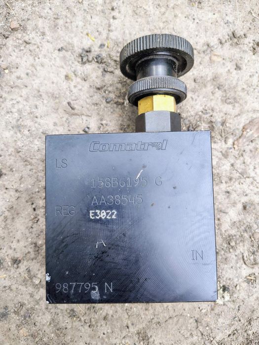 Клапан регулювання оливи John Deere, AA38545