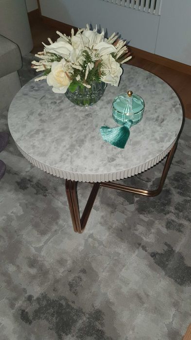 Mesa de centro em Tons cinza