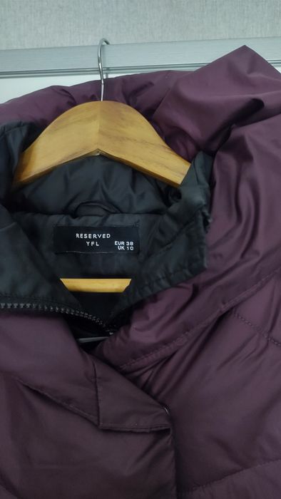 Куртка жіноча RESERVED, р.38