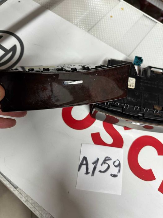 Попільничка/пепельница Mercedes GL 164  	A1648100130