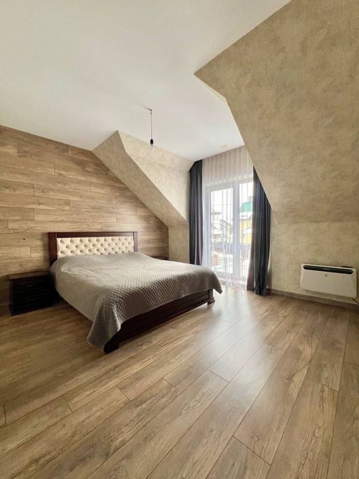 Продаж! Котедж з ремонтом 116 м² + 5 соток. Пустомити, вул. Свободи