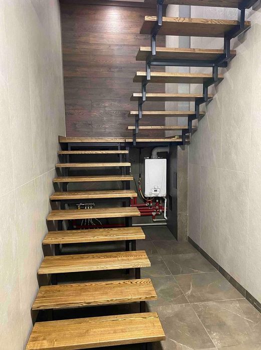 Сходи на замовлення