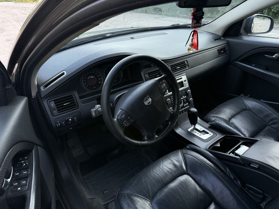 Volvo S80 2.4 D5