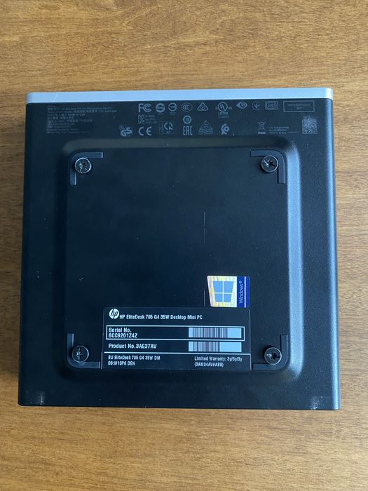 HP Elitedesk minikomputer