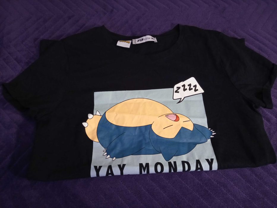 Czarny damski t-shirt Pokemon Yay Monday XS-S