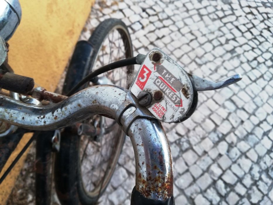 Pasteleira Raleigh Roda 28 com mudanças de cubo