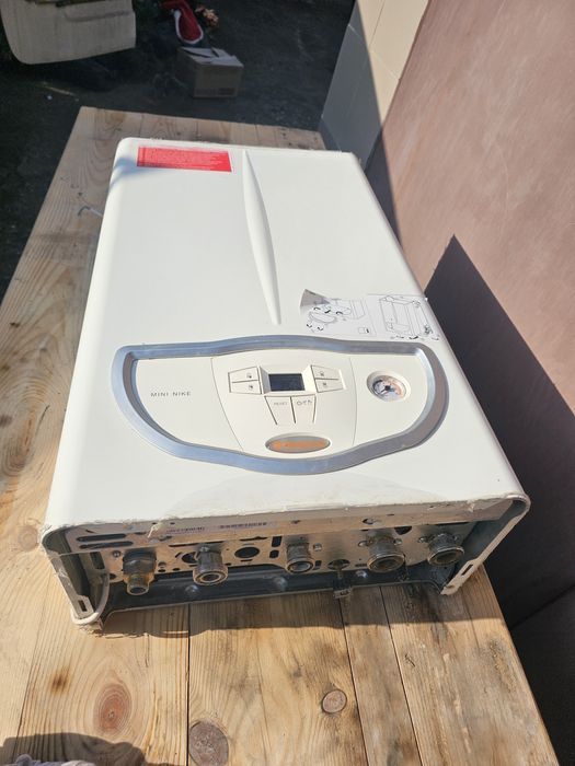 Двоконтурний газовий котел Immergas Mini Nike 24 кВт (площа до 260м2!)