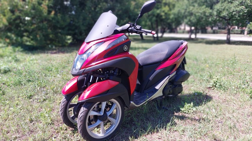 Поодам YAMAHA Trisity 125