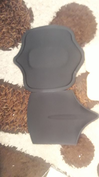 Cinta e proteção de mulher