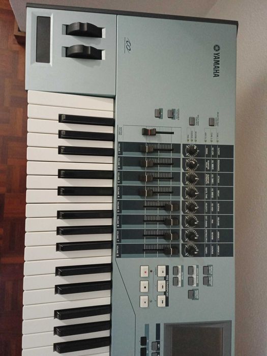 Yamaha Motif XS7 + Case de Madeira + Pedal FC4A — Workstation Profissional
