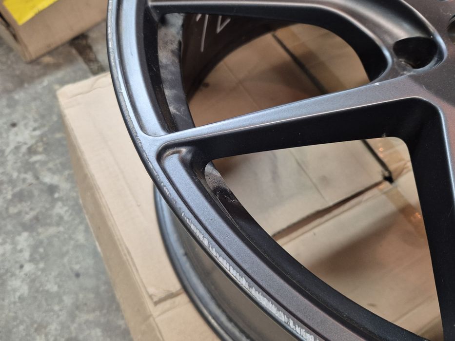 Tesla Model 3 felga 20" Borbet 5x114.3  8.5J  ET40