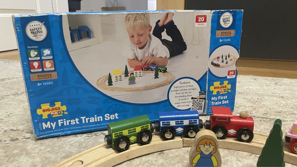 My first train set BIGJIGS