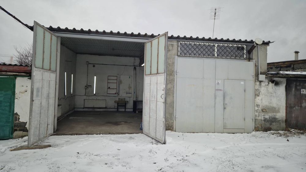 Продам гараж 24м кв