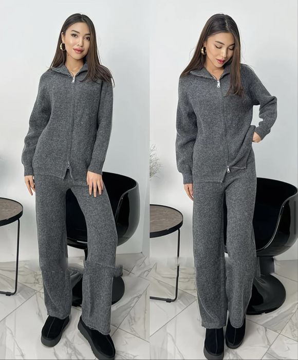 Костюм жіночий трикотажний теплий сірий на замочку XS S на ріст до 170