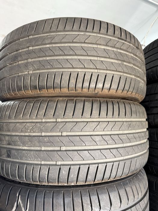 2xBridgestone 235 40r19.,2023 6.5mm