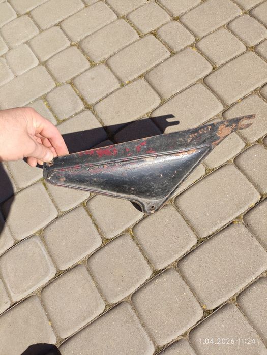 Boczek wsk dwuramówka 125 mb06