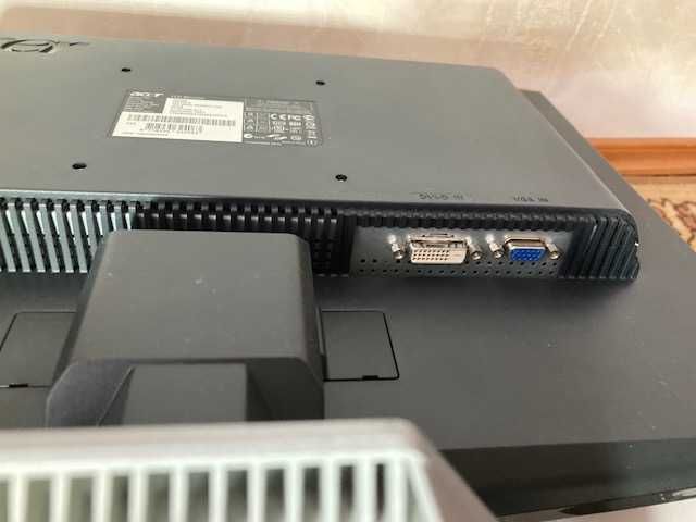 монітор Acer P203W