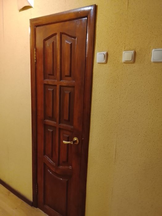 Добротний будинок з гаражем. СЕРТИФІКАТ