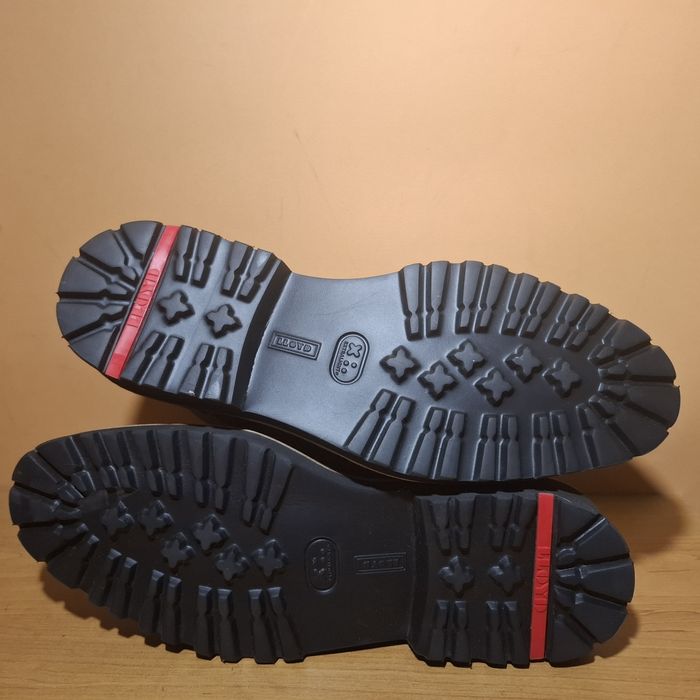 Чоловічі фірмові черевики LLOYD