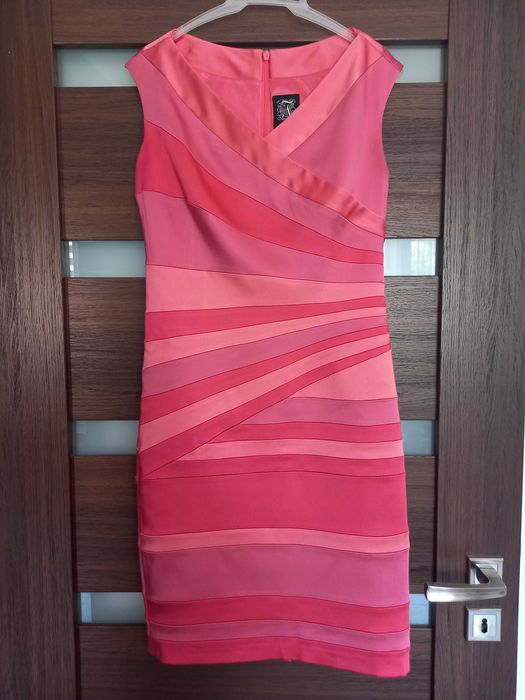 Sukienka atłasowa na wesele chrzciny itp. krótki rękaw używana, S/M