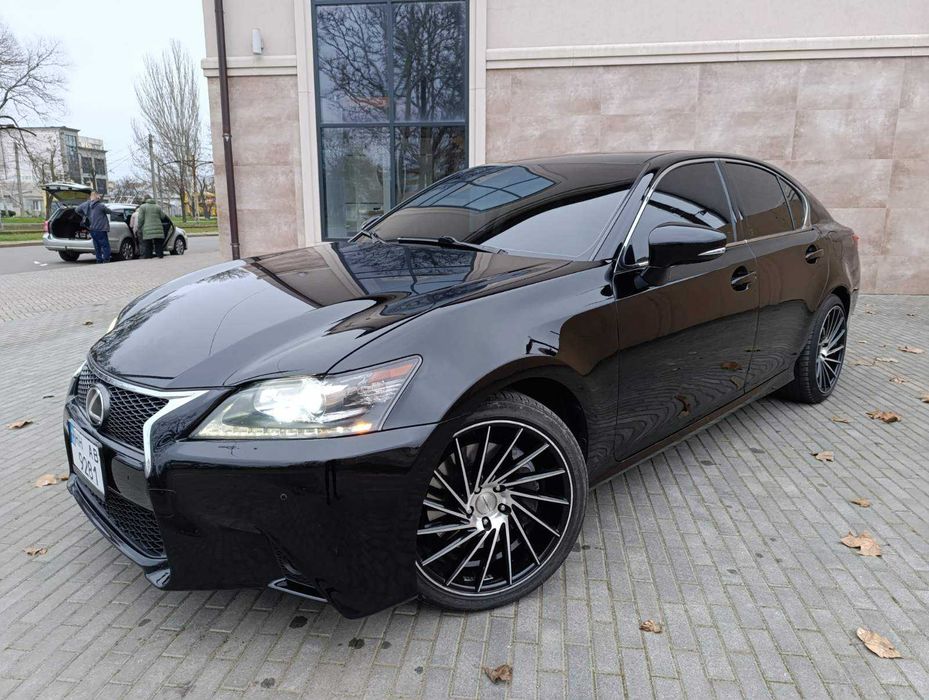 Lexus GS 350 2014 року 3.5 л. /бензин