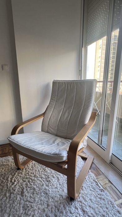 Cadeirao beige Ikea