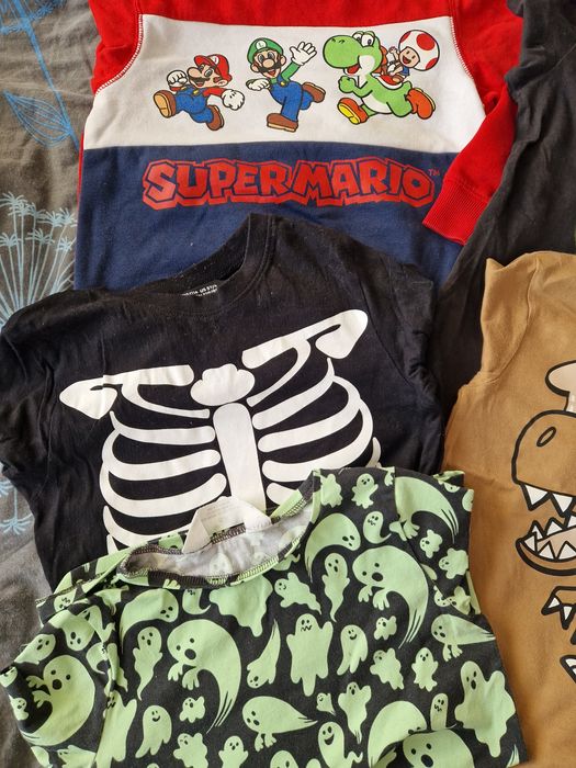 5 bluzek h&m 110/116 mario, dinozaur, duchy