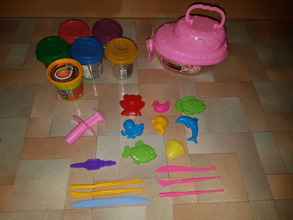 Набор для лепки из теста, формочки, баночки для хранения