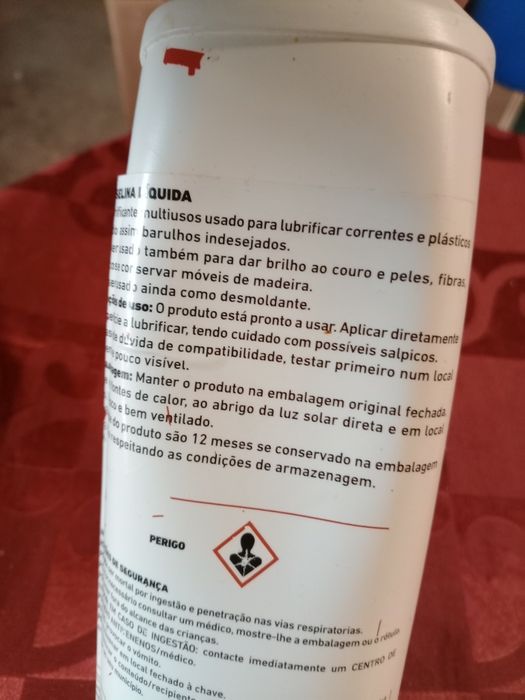 Vaselina líquida de lubrificação