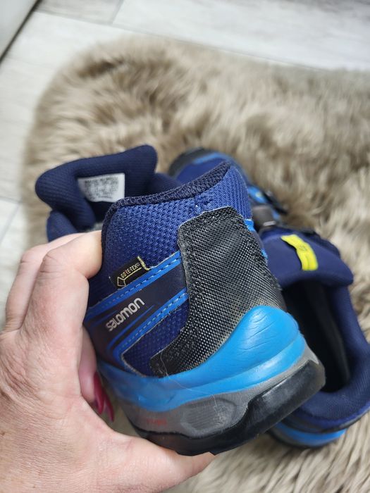 трекінгові кросівки Salomon gore-tex  37р.