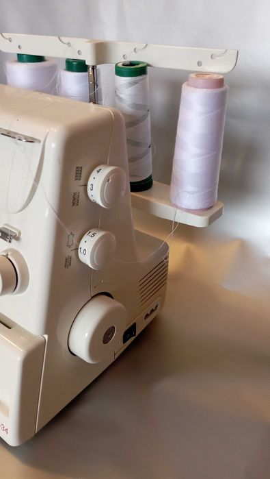 Оверлок JANOME T34 на 4 нитки