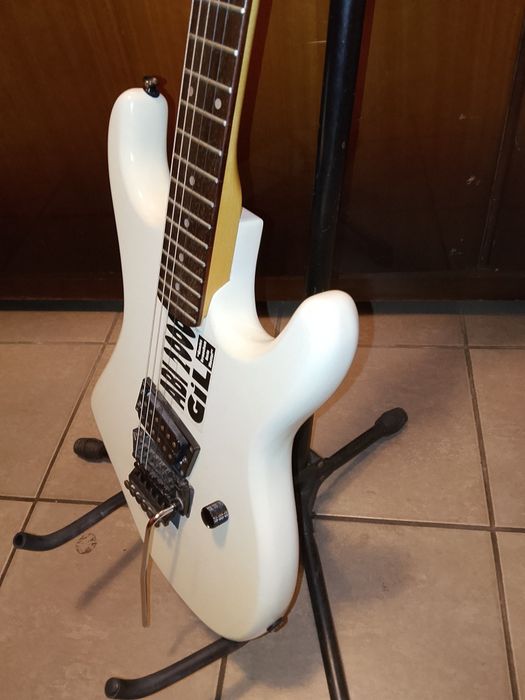 Gitara elektryczna Kramer Striker 100 ST.
