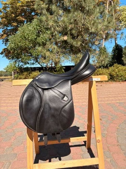 siodło skokowe Bates 17,5"